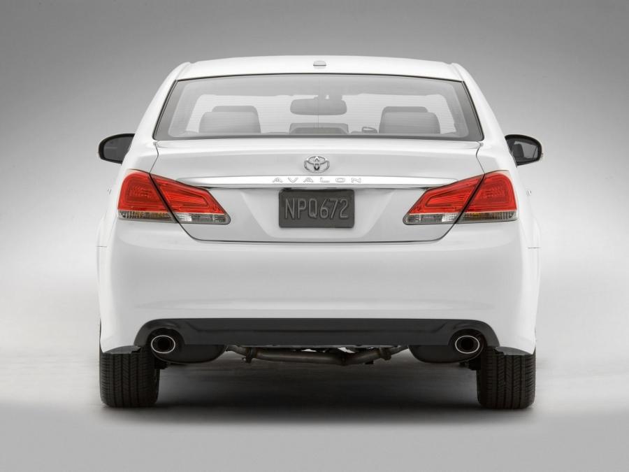  Toyota Avalon 2010 года  (фото 22 из 30)